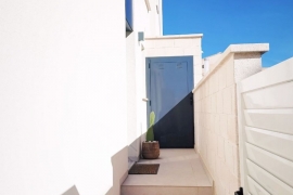 Resale - Villa - Orihuela Costa