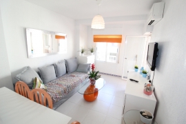Продажа апартаментов в провинции Costa Blanca South, Испания: 1 спальня, 45 м2, № GT-0331-TK – фото 3