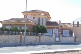 Resale - Villa - Alhama de Murcia