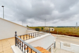 Продажа таунхаус в провинции Costa Blanca South, Испания: 3 спальни, 102 м2, № NC2876SF – фото 36