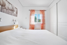 Продажа виллы в провинции Costa Blanca South, Испания: 3 спальни, 152 м2, № RV2425BE – фото 10