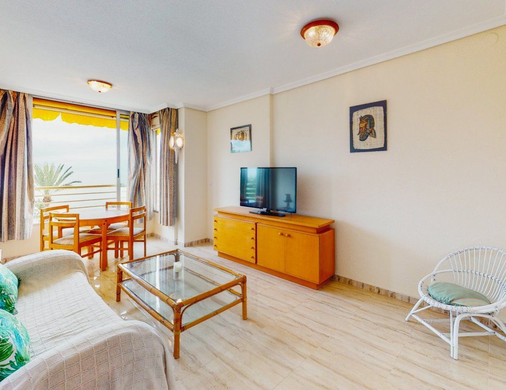 RV4764GT : Очаровательные апартаменты с видом на море в Бенидорме
