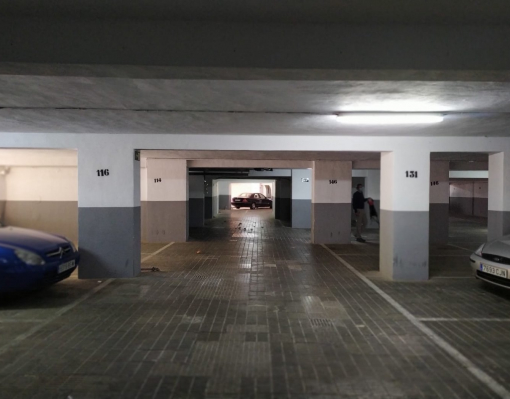 RV4764EU : Отремонтированная квартира с подземным гаражом в Бенидорме