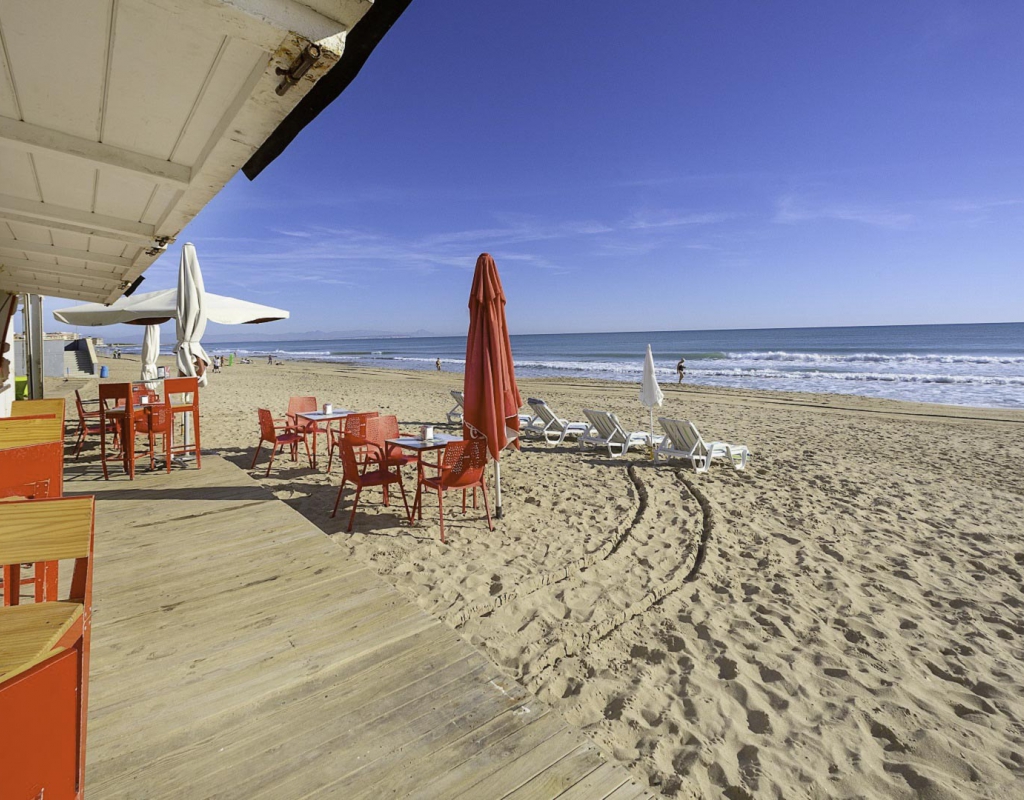NC5670SQ : Эксклюзивные виллы рядом с пляжем в Ла Мата (Торревьеха)