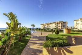 Продажа апартаментов в провинции Costa Blanca South, Испания: 2 спальни, 82 м2, № RV5638BE – фото 5