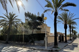Продажа виллы в провинции Costa Blanca South, Испания: 4 спальни, 245 м2, № RV3790MI – фото 38