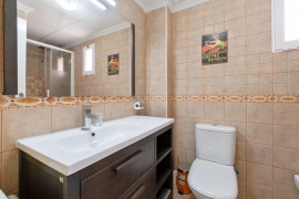Продажа квартиры в провинции Costa Blanca South, Испания: 2 спальни, 72 м2, № RV4984BE – фото 10