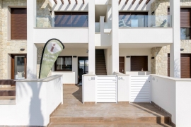 Продажа апартаментов в провинции Costa Blanca South, Испания: 3 спальни, 71 м2, № NC6375AM – фото 1