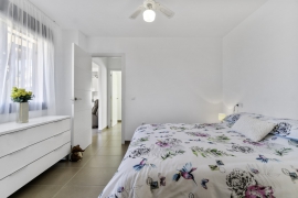 Продажа квартиры в провинции Costa Blanca South, Испания: 2 спальни, 66 м2, № RV4650BE – фото 10