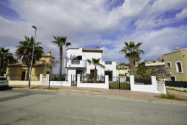 Продажа виллы в провинции Costa Blanca South, Испания: 3 спальни, 207 м2, № NC6240UG – фото 35