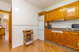 Продажа таунхаус в провинции Costa Blanca South, Испания: 3 спальни, 92 м2, № RV5380UR – фото 8