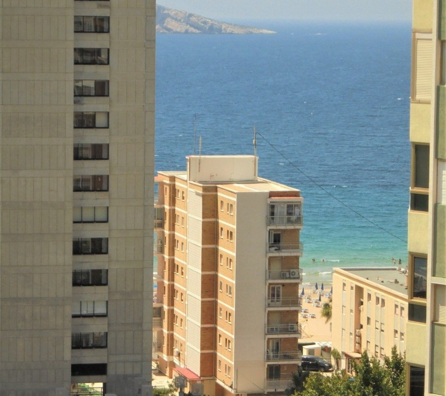 RV5948GT : Квартира с видом на море рядом с пляжем в Бенидорме