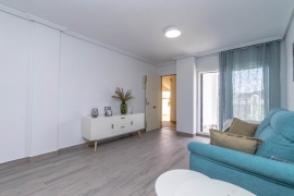Продажа апартаментов в провинции Costa Blanca South, Испания: 2 спальни, 55 м2, № RV3743UR – фото 4