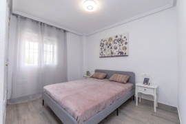 Продажа апартаментов в провинции Costa Blanca South, Испания: 2 спальни, 55 м2, № RV3743UR – фото 13