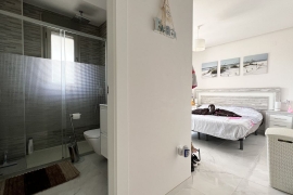 Продажа квартиры в провинции Costa Blanca South, Испания: 2 спальни, 113 м2, № RV3548MI – фото 20