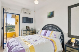 Продажа апартаментов в провинции Costa Blanca South, Испания: 2 спальни, 54 м2, № RV5694UR – фото 7