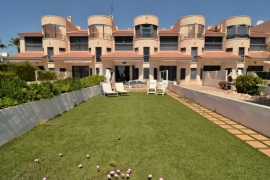 Продажа таунхаус в провинции Costa Blanca South, Испания: 4 спальни, 159 м2, № RV3874GT – фото 4
