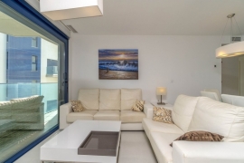 Продажа апартаментов в провинции Costa Blanca South, Испания: 3 спальни, 107 м2, № RV6348UR-D – фото 6