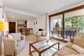 Продажа апартаментов в провинции Costa Blanca South, Испания: 2 спальни, 66 м2, № RV3464BE – фото 2