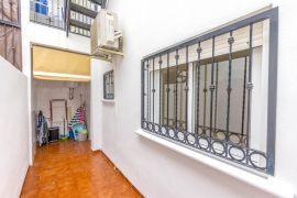 Продажа апартаментов в провинции Costa Blanca South, Испания: 2 спальни, 58 м2, № RV5478UR – фото 11