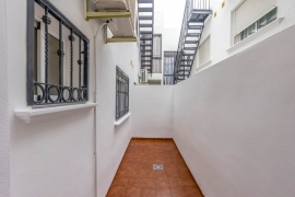 Продажа апартаментов в провинции Costa Blanca South, Испания: 2 спальни, 58 м2, № RV5478UR – фото 18
