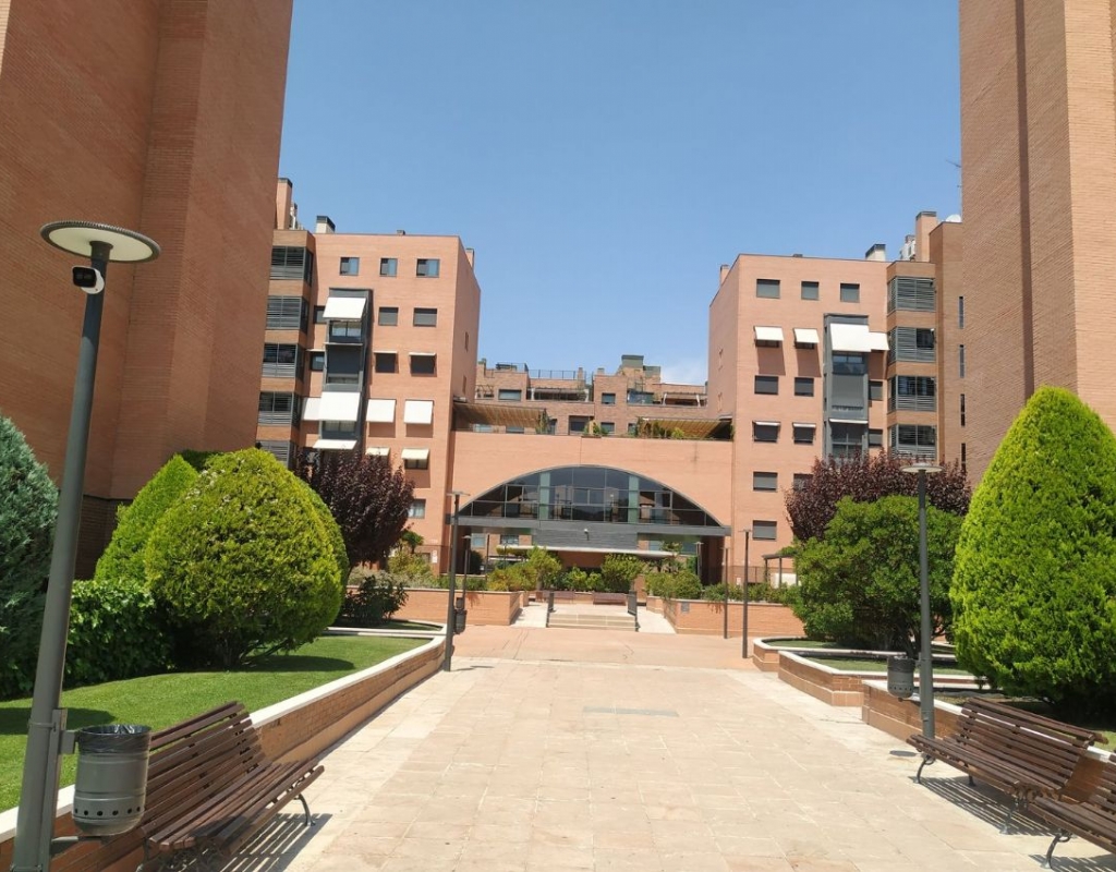 RV7346GT : Отличная квартира в закрытом комплексе в Мадриде