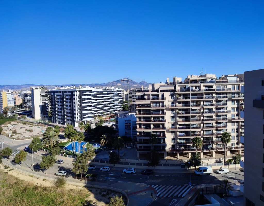 RV8744QU : Квартира в престижной урбанизации в Плайя-де-Сан-Хуан (Аликанте)