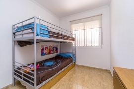 Продажа апартаментов в провинции Costa Blanca South, Испания: 2 спальни, 77 м2, № RV0921UR – фото 16