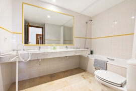 Продажа апартаментов в провинции Costa Blanca South, Испания: 2 спальни, 124 м2, № RV4475BE – фото 15