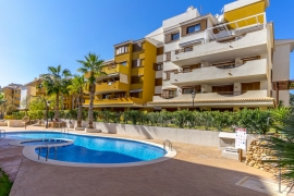 Продажа апартаментов в провинции Costa Blanca South, Испания: 2 спальни, 124 м2, № RV4475BE-D – фото 2