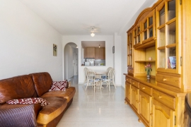 Продажа апартаментов в провинции Costa Blanca South, Испания: 2 спальни, 65 м2, № RV3547UR-D – фото 4