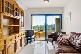 Продажа апартаментов в провинции Costa Blanca South, Испания: 2 спальни, 65 м2, № RV3547UR-D – фото 2