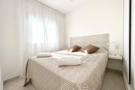 Продажа апартаментов в провинции Costa Blanca South, Испания: 2 спальни, 52 м2, № RV7409EM – фото 7