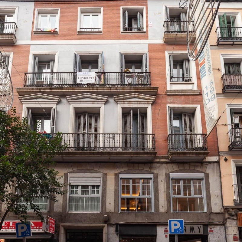 RV1338BF : Элегантные апартаменты в Мадриде