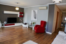 Продажа апартаментов в провинции Costa Blanca North, Испания: 2 спальни, 96 м2, № RV6808EU – фото 2