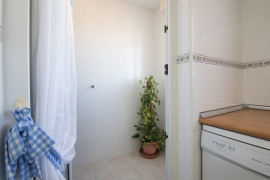 Продажа апартаментов в провинции Costa Blanca North, Испания: 2 спальни, 105 м2, № RV1649QU – фото 12