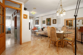 Продажа апартаментов в провинции Costa Blanca South, Испания: 2 спальни, 76 м2, № RV1023UR – фото 3