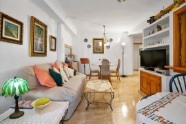 Продажа апартаментов в провинции Costa Blanca South, Испания: 2 спальни, 76 м2, № RV1023UR – фото 2