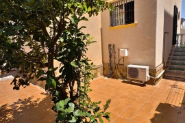 Resale - Villa - Villamartin