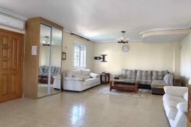 Resale - Villa - Villamartin