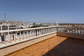 Resale - Villa - Villamartin