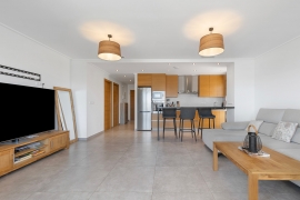 Resale - Apartment - Villamartin