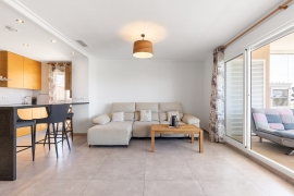 Resale - Apartment - Villamartin