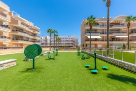 Resale - Apartment - Villamartin