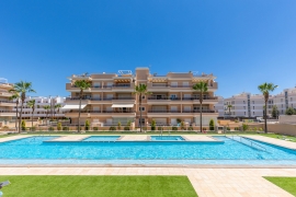 Resale - Apartment - Villamartin