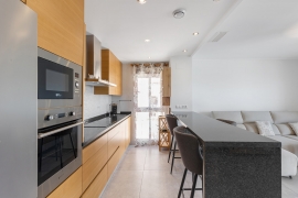 Resale - Apartment - Villamartin