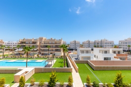 Resale - Apartment - Villamartin