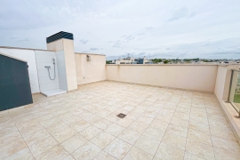 Resale - Apartment - Villamartin