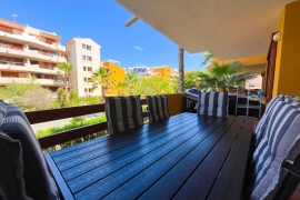 Resale - Apartment - Punta Prima