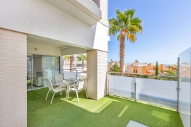 Resale - Apartment - Villamartin